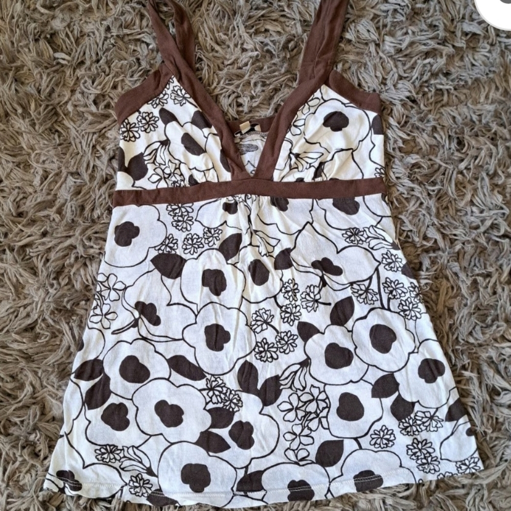 ISO! Ella Moss Floral Tank Top